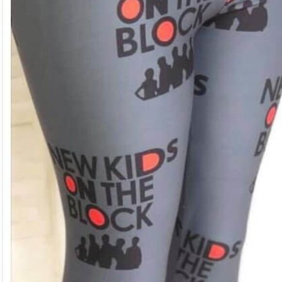 New Kids on the Block Adult Leggings… - Picture 2 of 3
